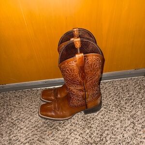 Ariat Women’s Round Up Remuda Brown Western Wide Square Toe Boots